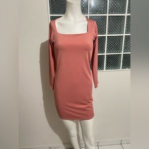 Beautiful Peachy dress form fitting size M